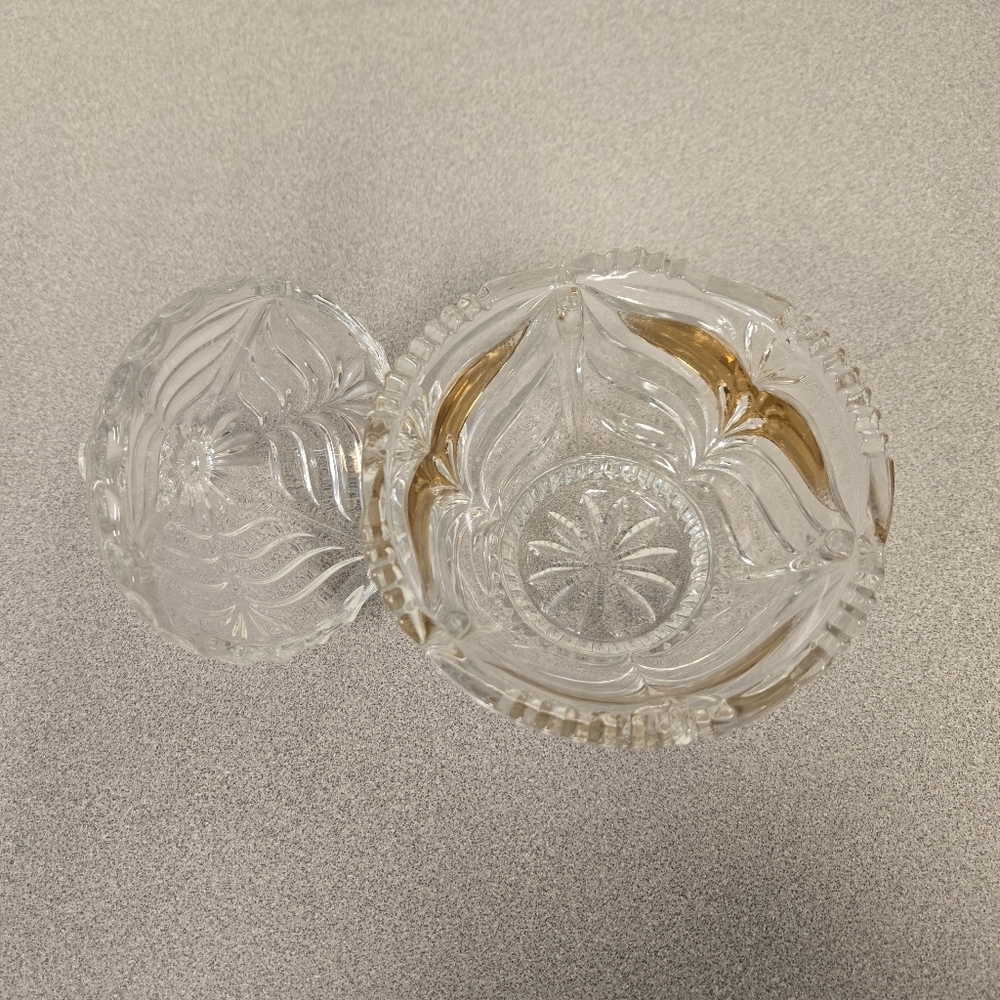 Crystal Lidded Candy Dish with Gold Detail Vintage - Picture 3 of 7